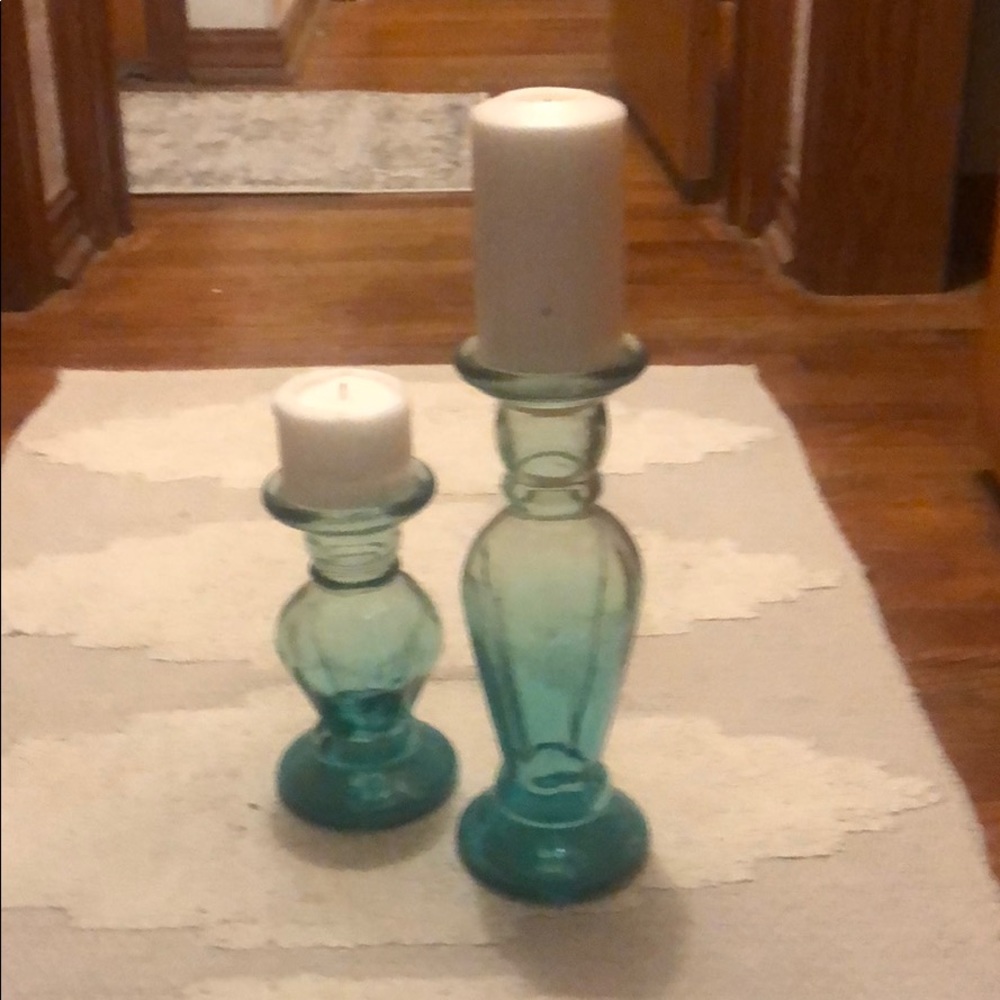 Local pick up only!!! Set of candlesticks (decor)